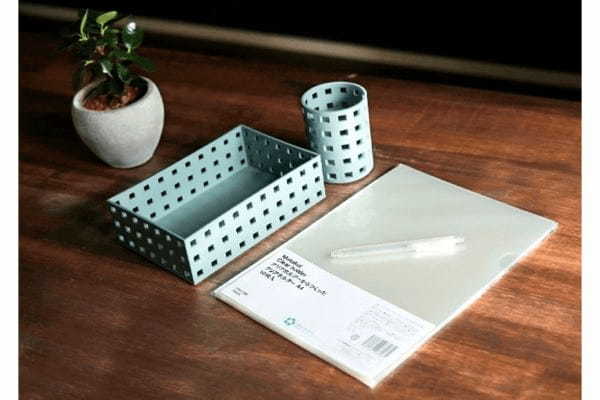 アスクル、リサイクル素材の新PB「マタクル」発売　クリアホルダーなど4品