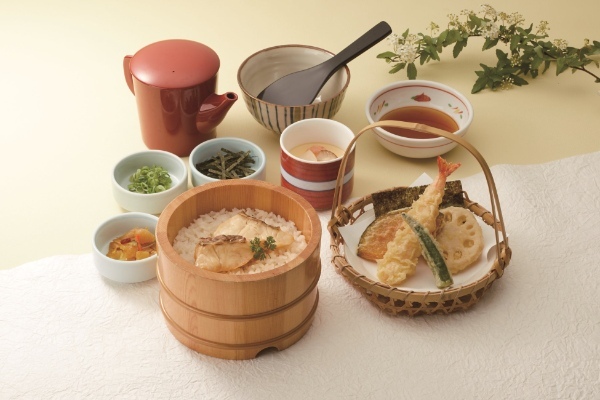 和食さと  期間限定!!  『鯛めし ～どっちが旨い鯛決～』がスタート!!