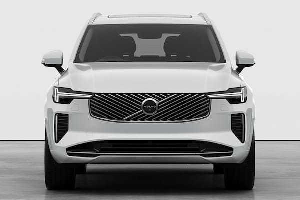 ボルボの7人乗りSUV「XC90」がアップデート！完成度を高めた史上最高モデルとして発売