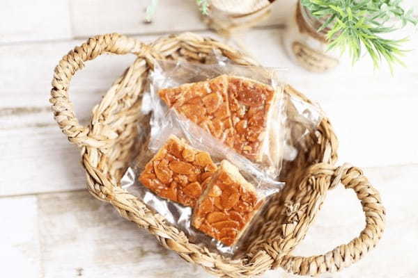キャラメルとアーモンドの相性バツグンの「フロランタン」とはどんなお菓子?どこで生まれたお菓子でその名前にはどんな意味があるの?
