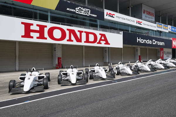 ホンダ レーシングドライバー育成向けフォーミュラカーHRS-F24の導入と鈴鹿F1GPでお披露目走行
