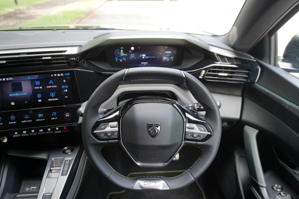【試乗記】クルマの新しい価値をカタチでも表現している新型プジョー408 GT HYBRID
