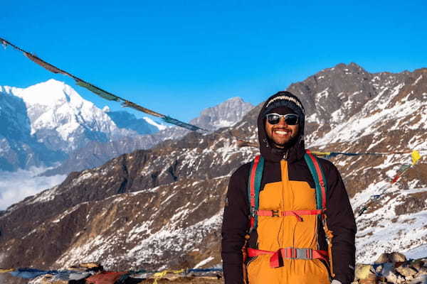 おしゃれな登山用サングラスならJINSをチェック！視界クリアでUVカット効果も◎