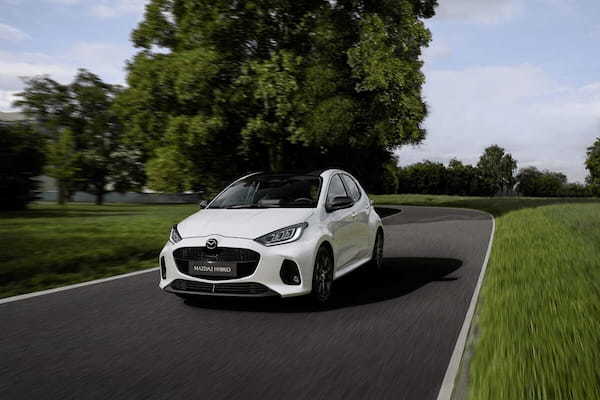 欧州マツダがOEMモデルの『MAZDA2 ハイブリッド』をマイナーチェンジ!前後デザイン変更
