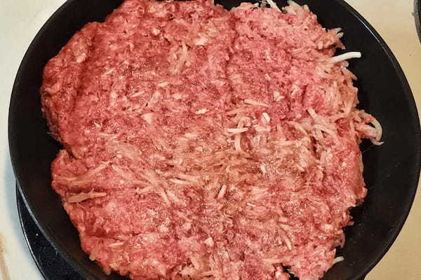 「これは革命的でしょ」もやしで作るハンバーグが最高すぎ 卵も油も使わない最強おかず