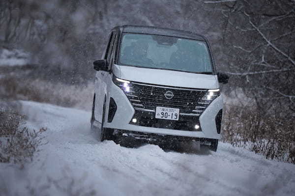 日産　雪上試乗　ひとつのECUで統合制御するe-4ORCEで快適雪上走行