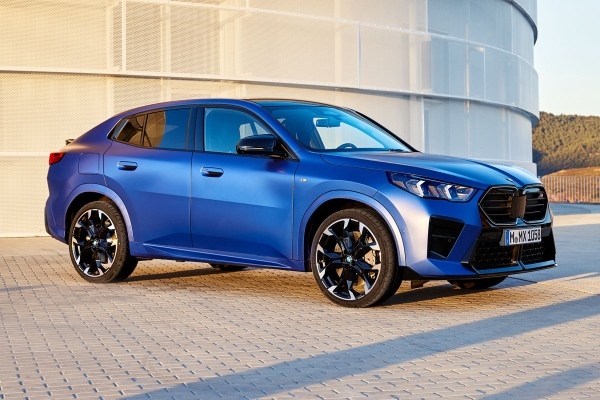 【JMS2023】BMW フルモデルチェンジしたX2をワールドプレミア