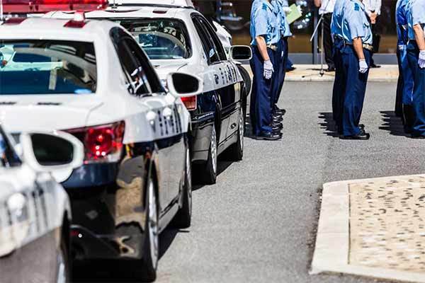 「ミニパトはスピード違反の取締りはするの?」軽やコンパクトカーのパトカーは普段何をしているのか聞いてみた