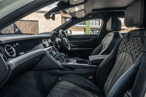W12エンジンを搭載したベントレーの4モデルの特別仕様車「スピードエディション12」が登場
