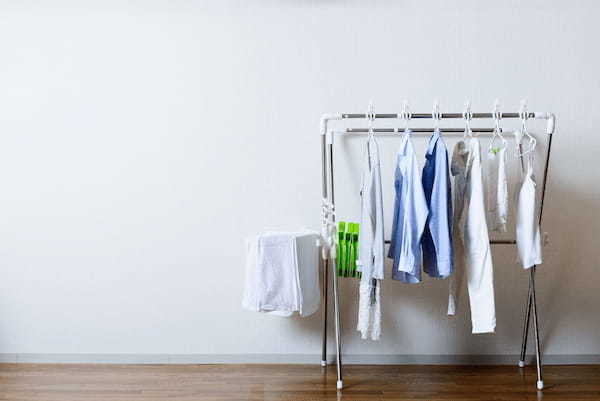 外干しにはない「部屋干し」のメリットを解説! 快適に乾かすためのコツとは?