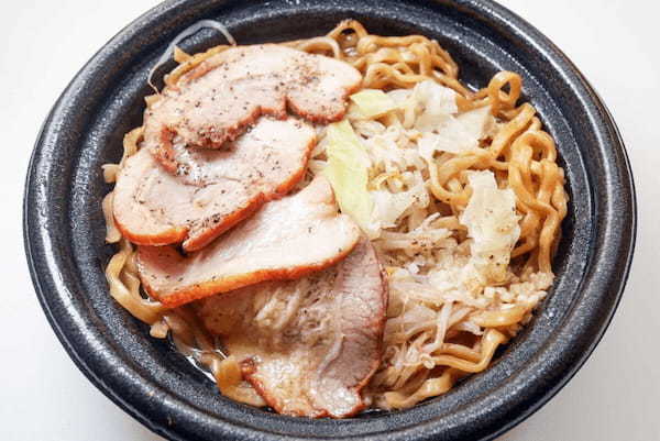 ローソン、47％増量「盛りすぎチャレンジ」に今年も衝撃　“二郎系ラーメン”の破壊力がスゴい…