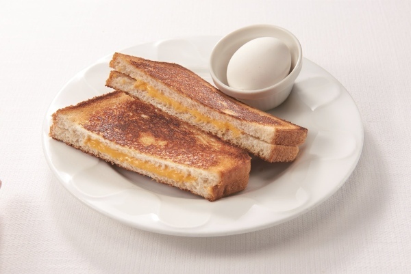 デニーズこだわりの料理を「お手軽に贅沢に！」春のメニュー改定2023年3月7日（火）より