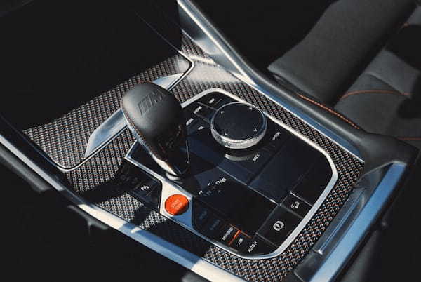 BMW Mの高性能プラグインハイブリッドモデル「XM Label」が日本上陸。導入記念モデルとして「XM Label Red」を15台限定で発売