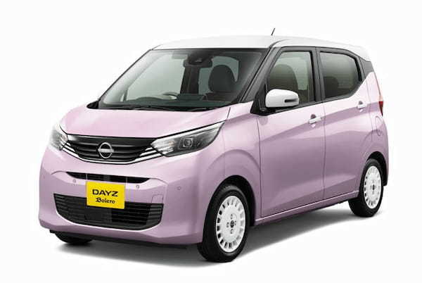 日産デイズが新しいデジタル・Vモーションのフロントグリルを纏って市場デビュー