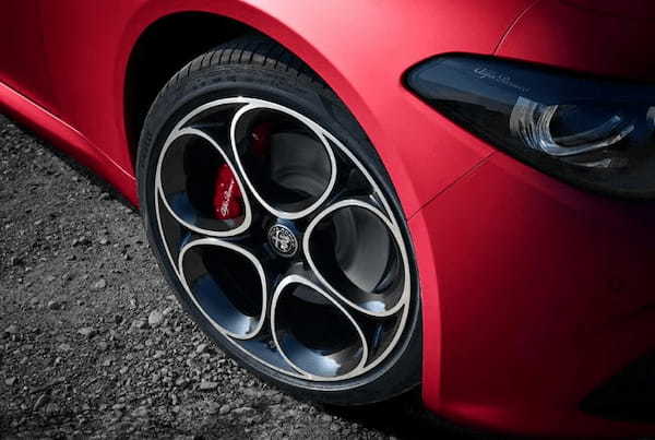 伝統の「COMPETIZIONE」を冠するアルファロメオ・ジュリア／ステルヴィオの限定モデルが登場