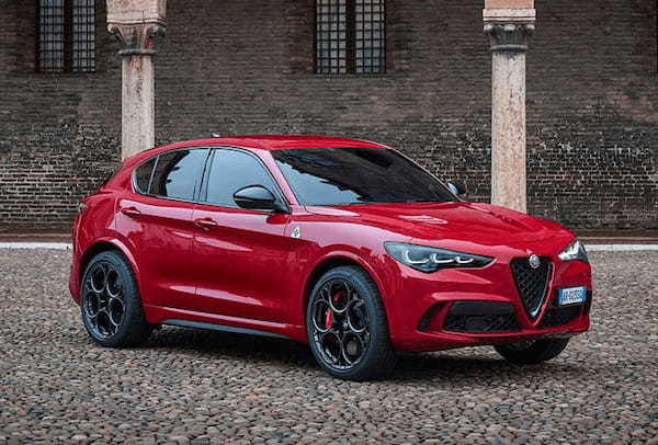 アルファロメオ・ジュリア/ステルヴィオのカスタマイズプログラム「Design Your Quadrifoglio」が期間限定で始動
