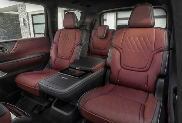 日産のインフィニティブランドのフラッグシップSUV「QX80」が第2世代の新型に移行