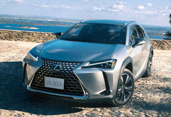 レクサスUXがマイナーチェンジ。UX300hの新設定や走り味の深化、Lexus Safety System＋の機能拡充、コクピット空間の進化などを実施