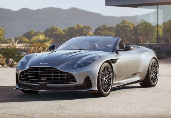 アストンマーティンの新世代DBシリーズの「DB12」にオープンモデルが登場