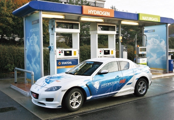 マツダの新型ロータリーエンジン8C誕生でみえたカーボンニュートラル時代における夢とロマン（後編）