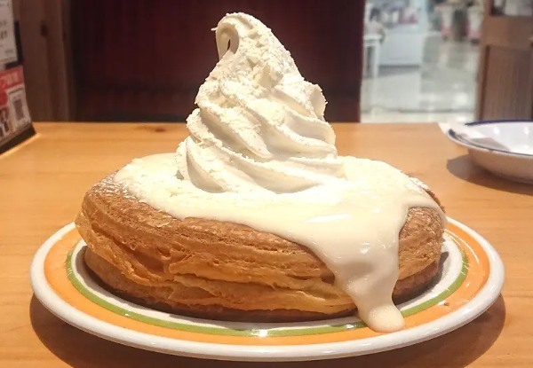 【奇跡のカップル誕生】コメダ珈琲店で「シロノワール」と「白い恋人」の出会いを祝福してきた