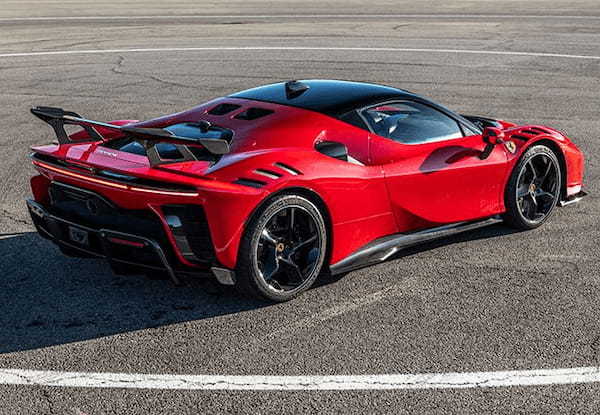 【最新スーパースポーツ試乗】公道走行も可能なサーキット専用マシン、フェラーリSF90XXの1030psパワーをフィオラノで解き放った!
