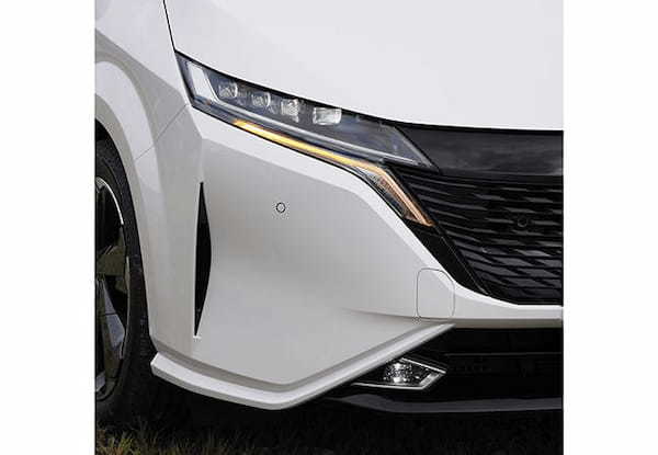 【人気モデル研究】モーター駆動で先進の走りを追求。日産ノート・オーラのプレミアムな世界観