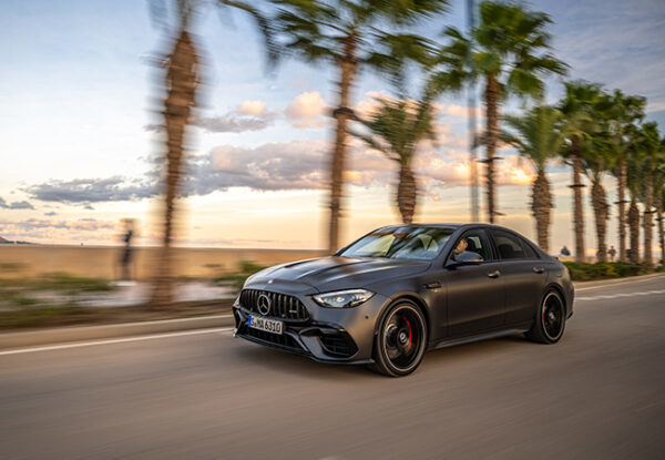 【最新モデル試乗】すべてが新世代。PHEVに進化したAMG・C63S・Eパフォーマンスの驚愕の実力