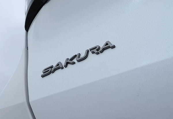 【人気モデル研究】生活を楽しむBEV。日産サクラが提唱する未来志向のライフスタイル