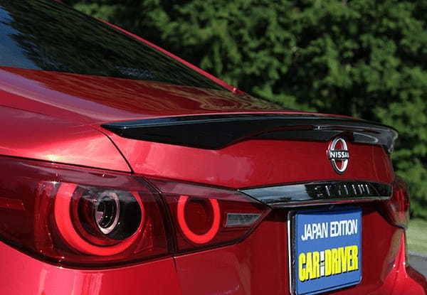 【最新モデル試乗】究極の「赤バッジ」、スカイラインNISMOは大人の琴線に触れるFRスポーツセダンである！