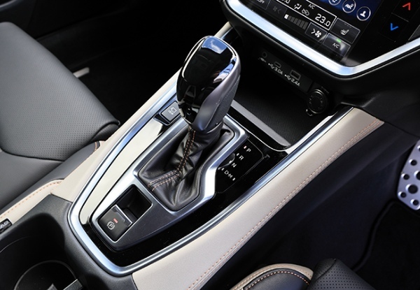 【最新モデル試乗】SUBARU期待のニューカマー、レヴォーグ・レイバックは走り/快適性/ユーティリティ、そしてタフさの新基準。魅力的だ!