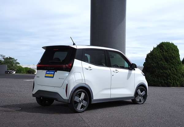 【人気モデル研究】生活を楽しむBEV。日産サクラが提唱する未来志向のライフスタイル
