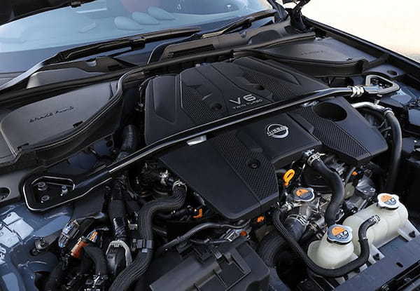【注目モデル・疾走る】手強い、でもそれが楽しい。マニアを魅了するフェアレディZ NISMOのエネルギッシュ・パフォーマンス