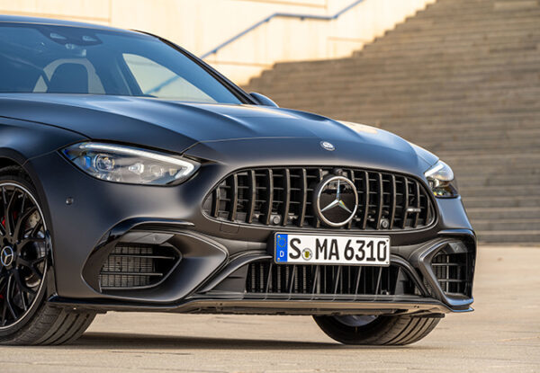 【最新モデル試乗】すべてが新世代。PHEVに進化したAMG・C63S・Eパフォーマンスの驚愕の実力