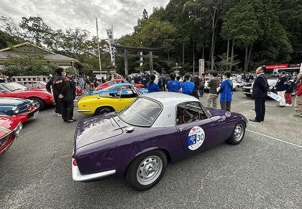 【20世紀名車のある生活】ヒストリックカーが紡ぐ出会い、そして仲間たちとの絆 by 西川淳