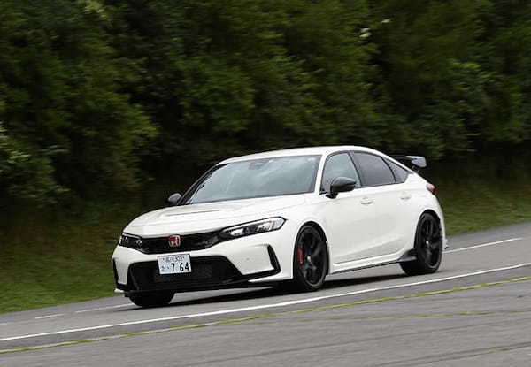 【魅力あるクルマ】「速さを研ぎ澄ました」FFスーパースポーツ、シビック・タイプRの立ち位置