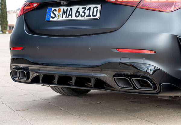 【最新モデル試乗】すべてが新世代。PHEVに進化したAMG・C63S・Eパフォーマンスの驚愕の実力