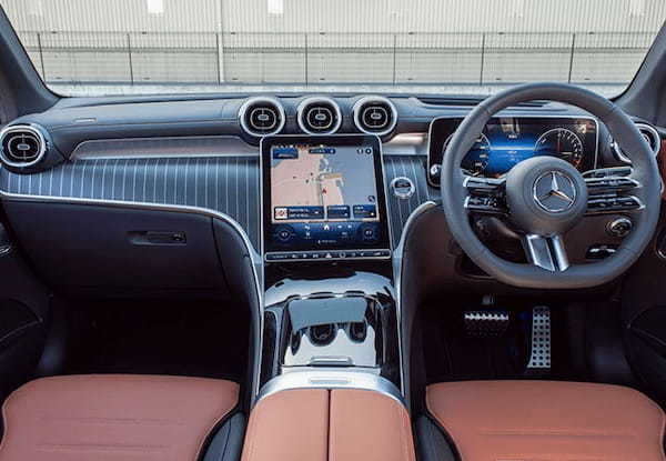 【最新モデル試乗】モーターで118km走る先進PHEV。いま最も賢いメルセデス、GLC350eの卓越パフォーマンス
