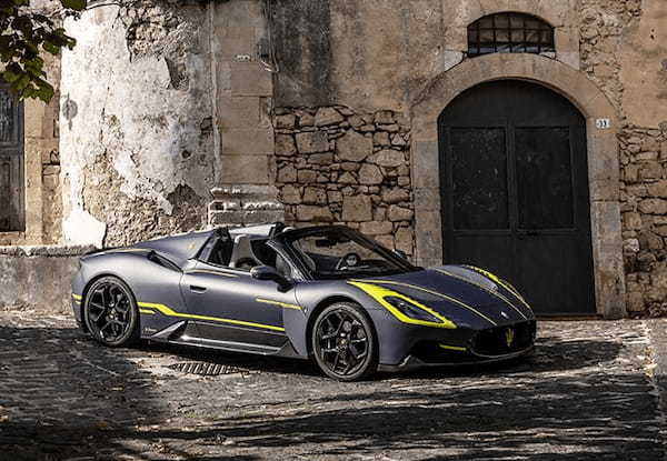 【最新スーパースポーツ試乗】MRグランツーリズモ、マセラティMC20チェロの洗練と情熱