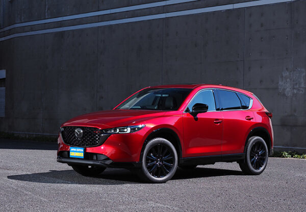 【エース級SUV対決】ニューカマーのホンダZR-Vと定番のマツダCX-5。その乗るべき価値を検証