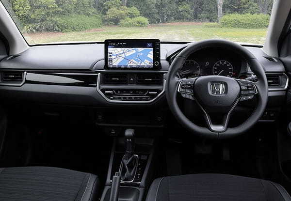 【最新モデル試乗】素直でプレーン、そしてリーズナブル。ホンダWR-Vに愛着がわく理由