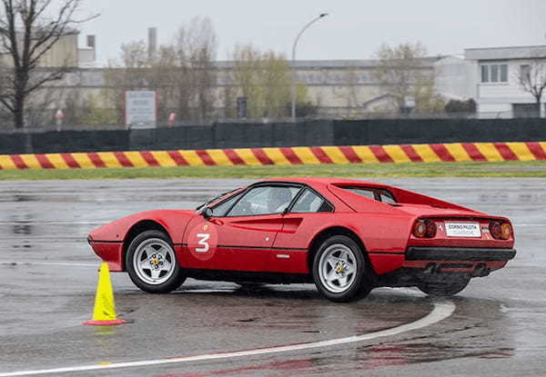 【魅惑のスーパースポーツ】クラシック・フェラーリの運転術講習。フィオラノで学んだテクニック教えます！