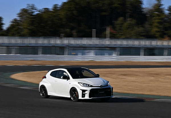 【最新モデル・疾走る歓び】より速く、機能的に進化。305psの4WDファイター、トヨタGRヤリスのエボリューション度を体感!