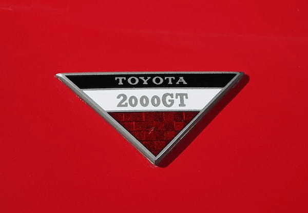 【20世紀名車】スタイル／性能／ヒストリー、全てが最高。’67トヨタ2000GTの華麗なる世界