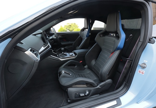 【最新モデル試乗】絶品Mパワー・ストレート6＋6MT。BMW・M2はすべてでドライバーを魅了する！