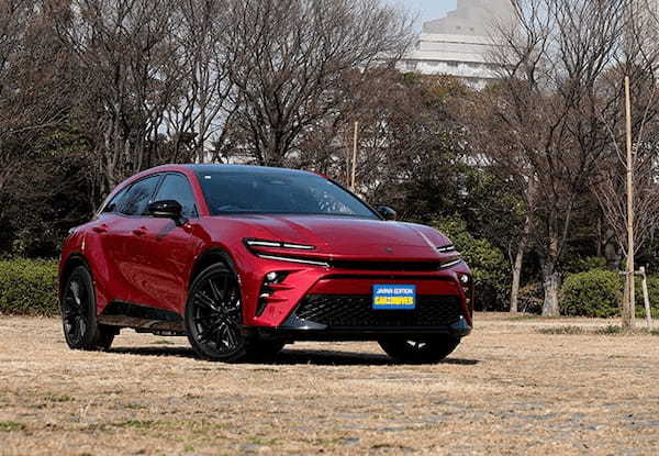 【最新モデル試乗】モーターとエンジンの「いいとこ取り」。時代を先駆けるクラウン・スポーツPHEVの迫力世界