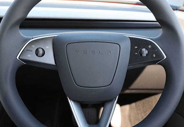 【最新モデル試乗】BEVのワールドリーダー、より先進的に使いやすく熟成したテスラ・モデル3の実力