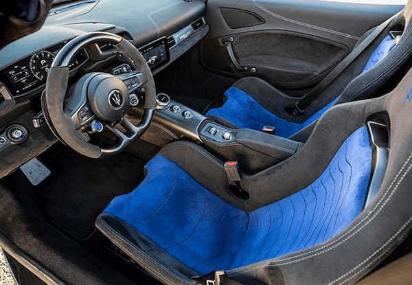 【最新スーパースポーツ試乗】MRグランツーリズモ、マセラティMC20チェロの洗練と情熱