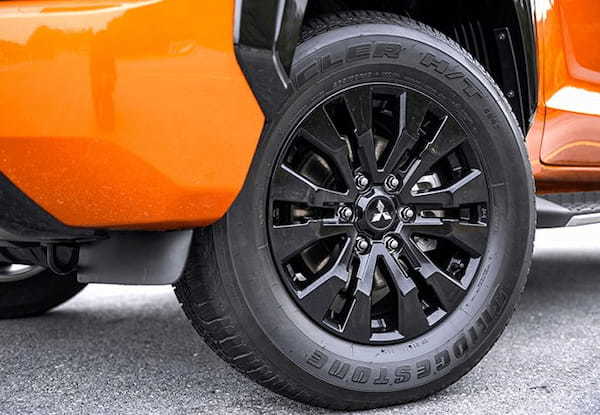 【注目モデル詳報】先行試乗レポート、期待の三菱トライトンはオフロードのスポーツカー か!?