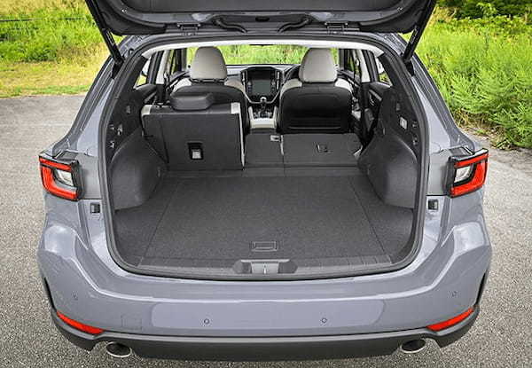 【注目モデル詳報】キーワードは上質。都会をイメージしたクロスオーバー、SUBARUレヴォーグ・レイバックはクルマ好きに刺さる！